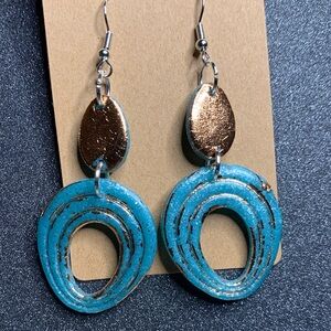 Elegant Blue and Gold Dangle Earrings